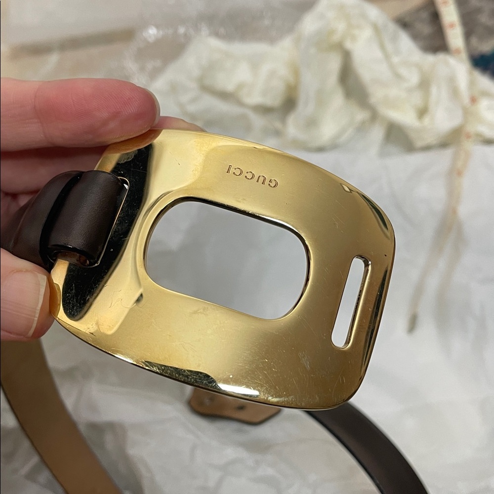 Gucci Brown Leather Belt with Gold Buckle - Picture 5 of 16